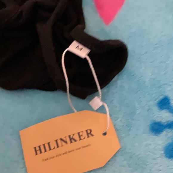 Crop Top Blouse Size Medium NWT ♥️ - Picture 4 of 4